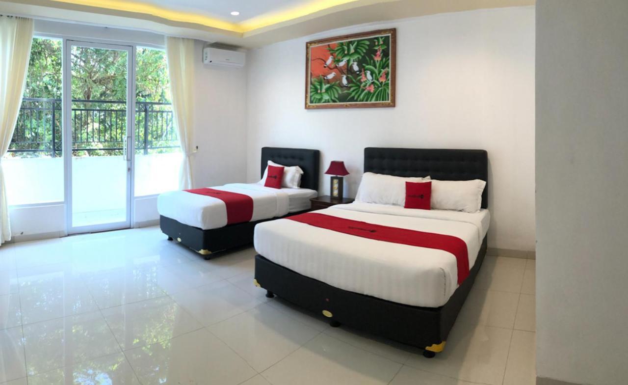 Reddoorz Plus Near Dreamland Beach Hotel Jimbaran  Ngoại thất bức ảnh