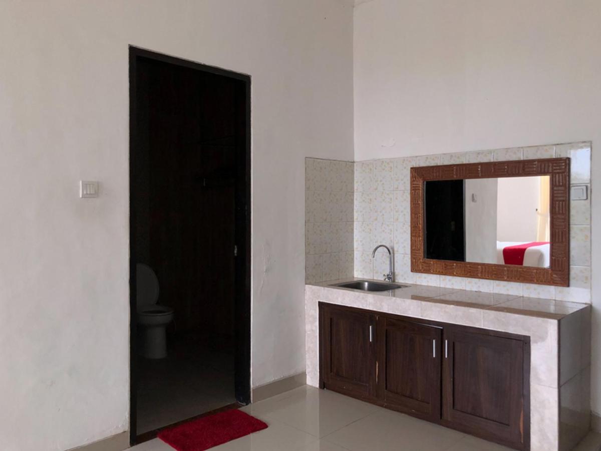 Reddoorz Plus Near Dreamland Beach Hotel Jimbaran  Ngoại thất bức ảnh