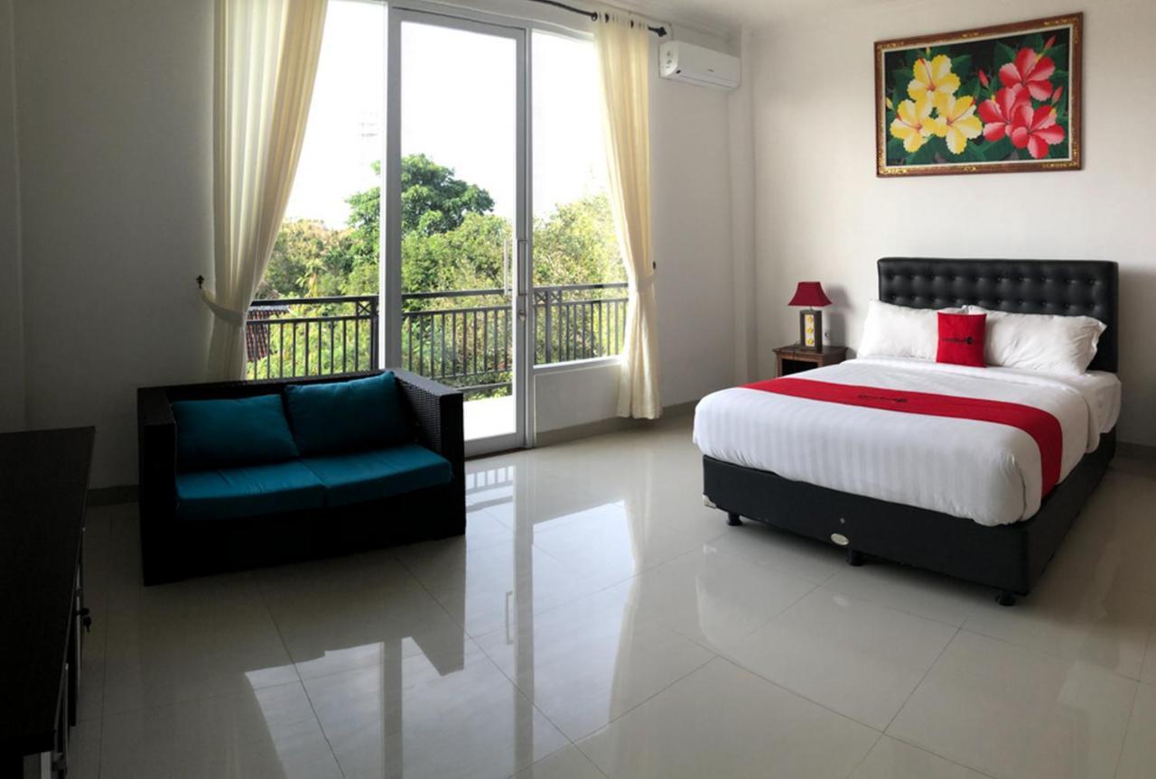 Reddoorz Plus Near Dreamland Beach Hotel Jimbaran  Ngoại thất bức ảnh